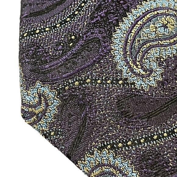 Jos A Bank Signature Collection Mens Purple Blue Paisley Neck Tie Necktie Silk - Picture 10 of 16